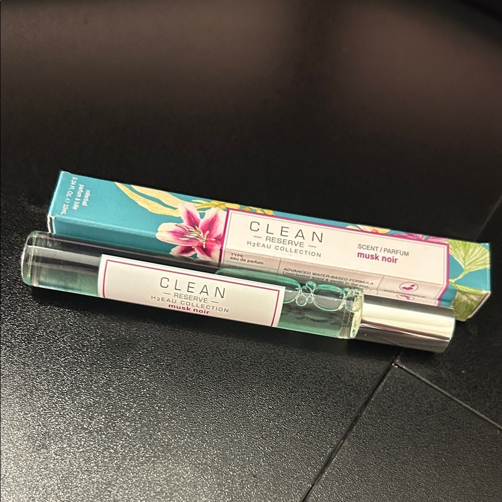 Clean Reserve H2EAU Collection Musk Noir Women's Fragrance Roller - musk noir